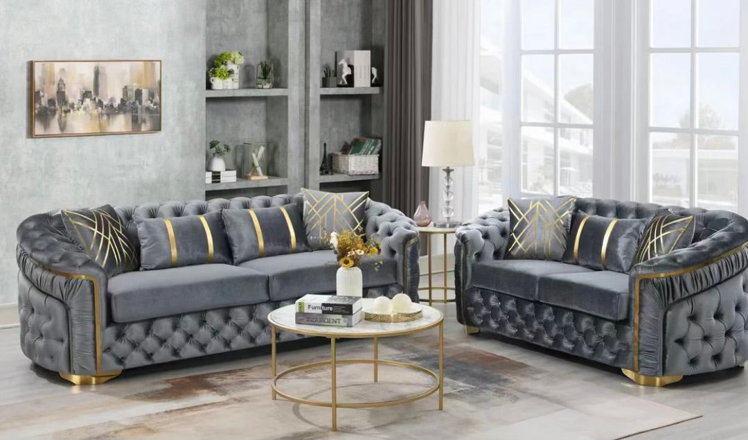 KG SOFA AND LOVE IN GRAY